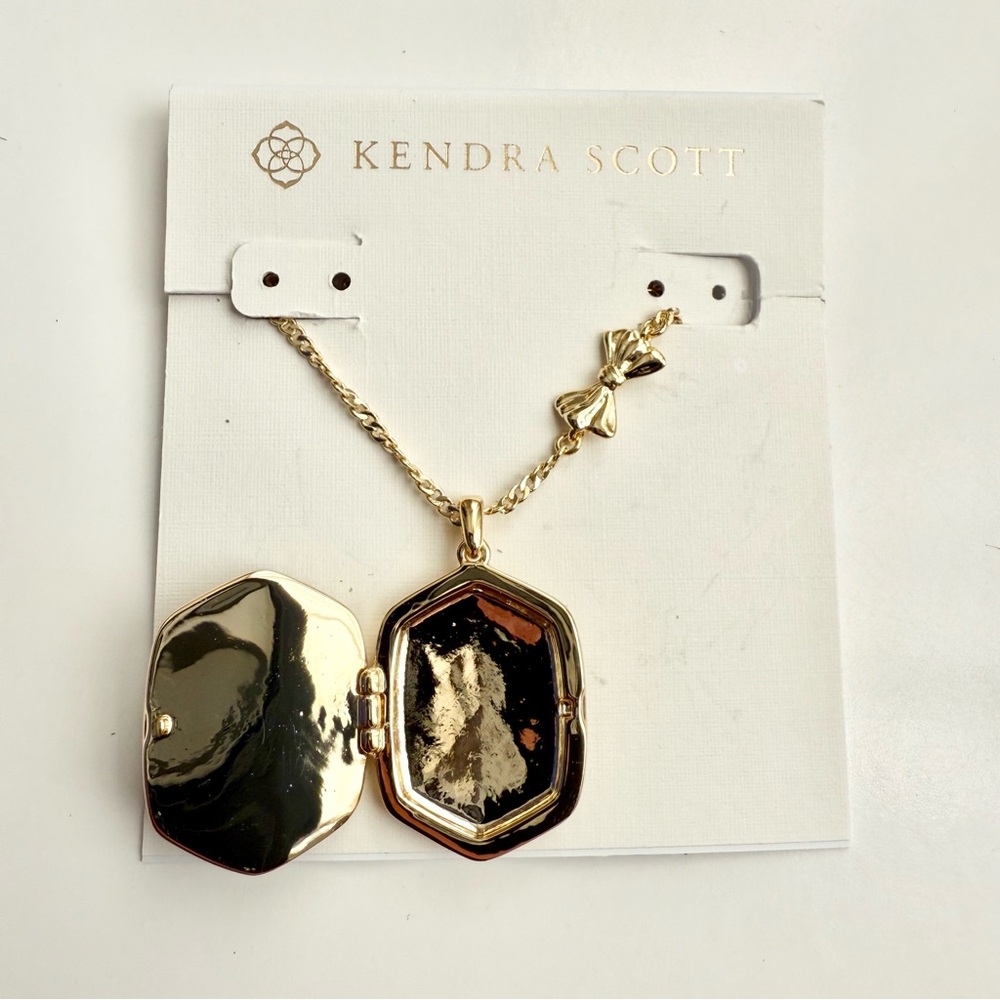 Kendra Scott Loveshackfancy Necklace - Picture 2 of 5